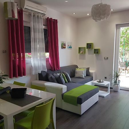 Apartment Adis Шибеник Экстерьер фото